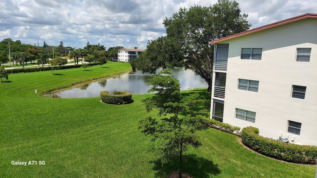Photo of 160 PRESTON D Way, Boca Raton, FL 33434 (MLS # B26080680)