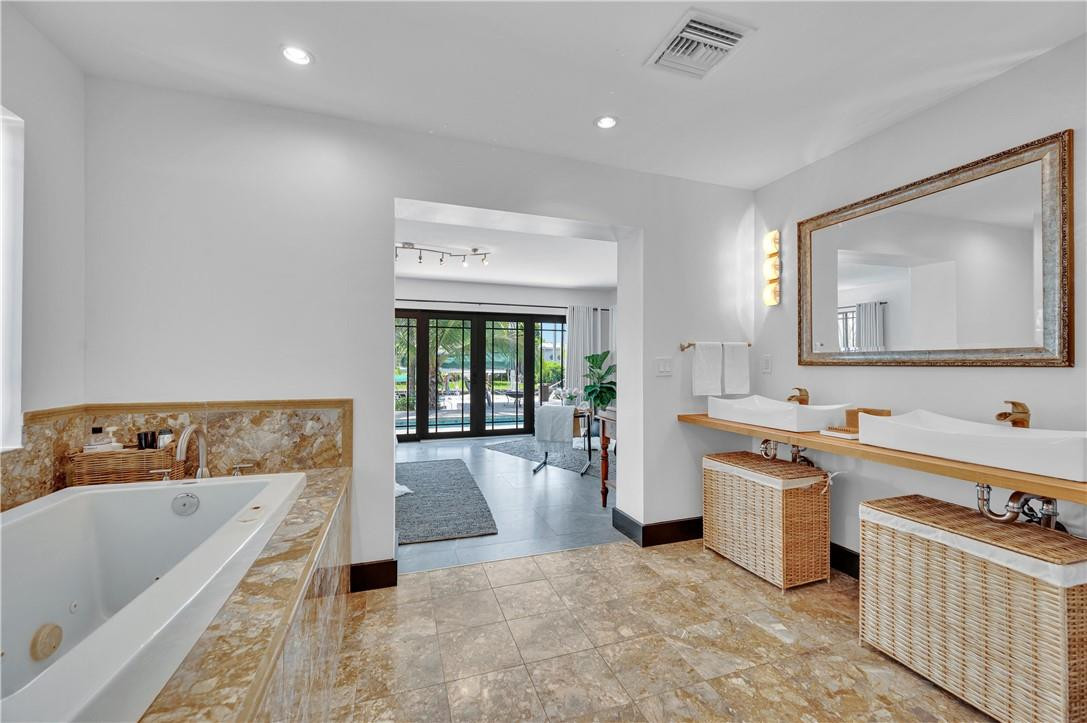 South New River Isles Sec - Residential