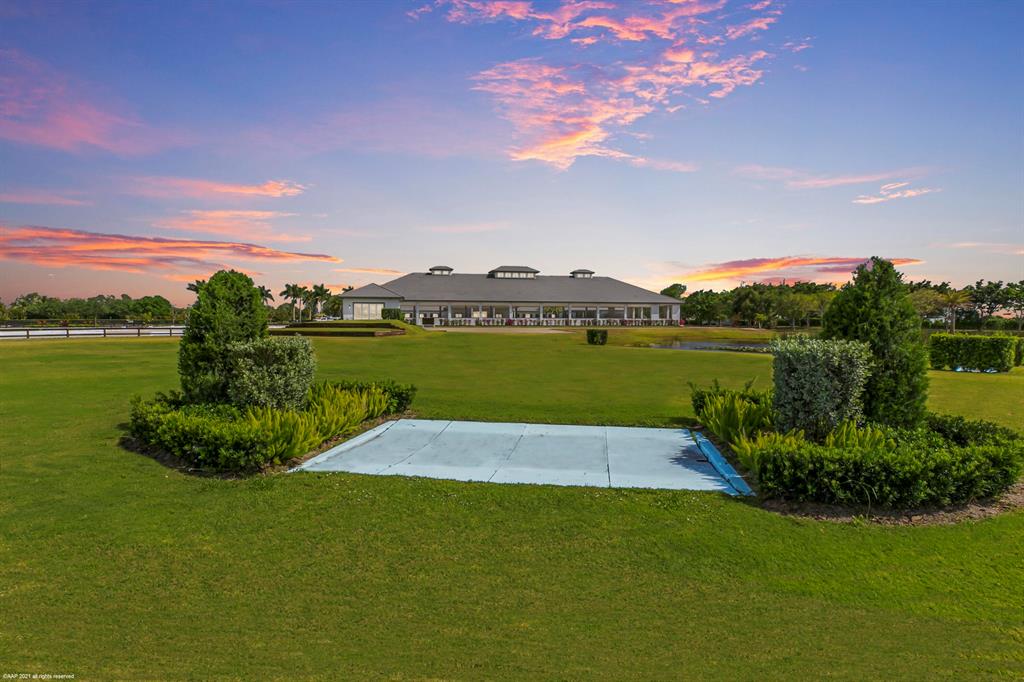 PALM BEACH POINT - Residential