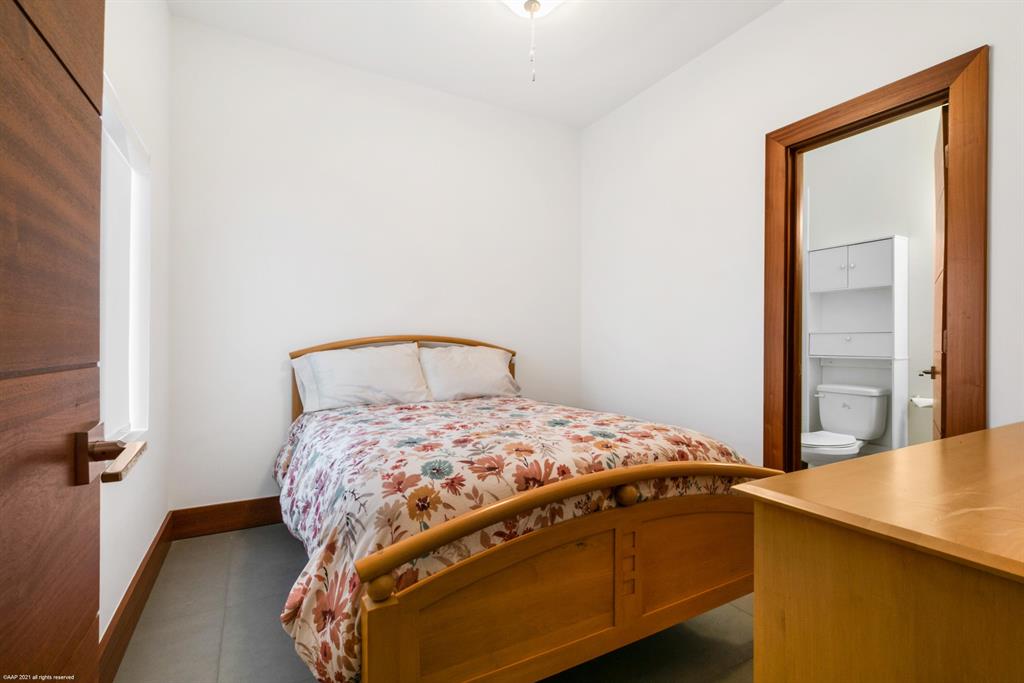 PALM BEACH POINT - Residential