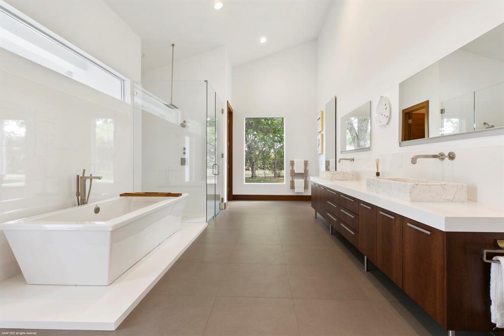 PALM BEACH POINT - Residential