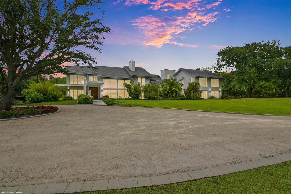 PALM BEACH POINT - Residential