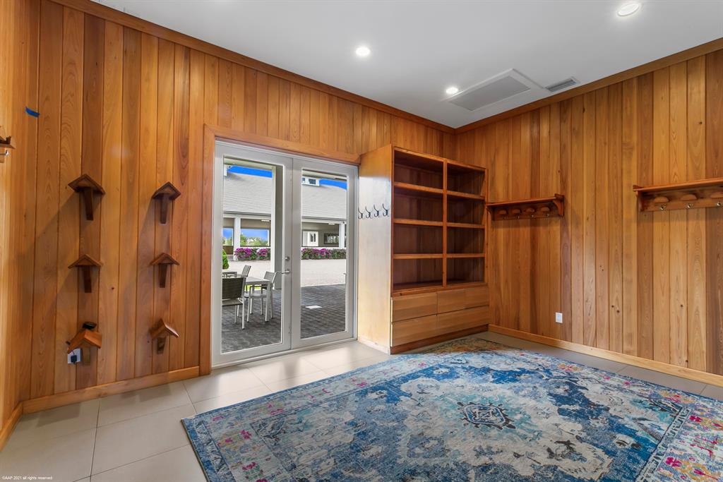 PALM BEACH POINT - Residential