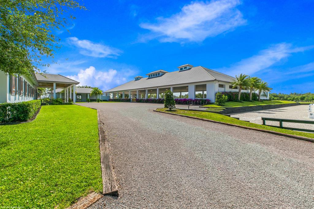 PALM BEACH POINT - Residential