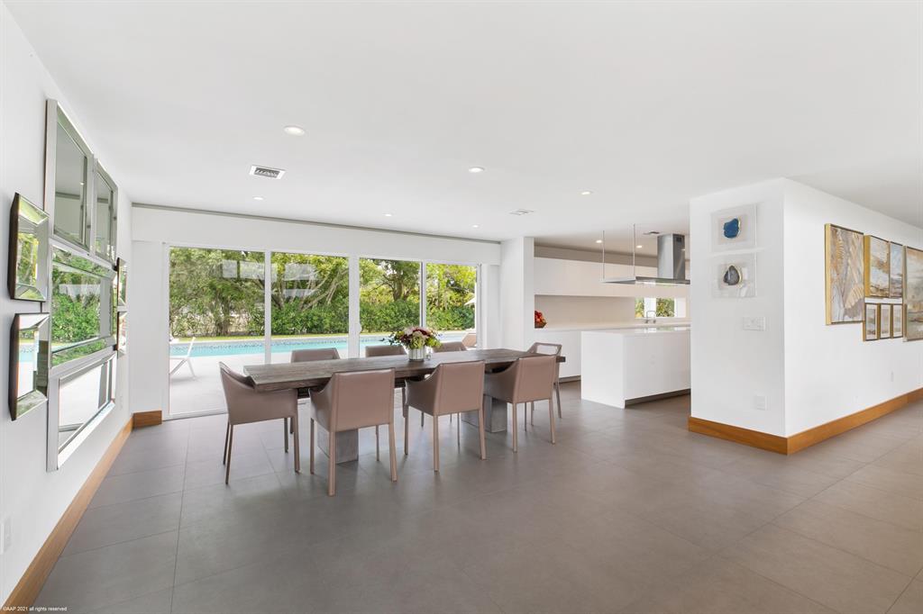 PALM BEACH POINT - Residential