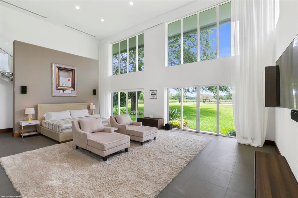 PALM BEACH POINT - Residential