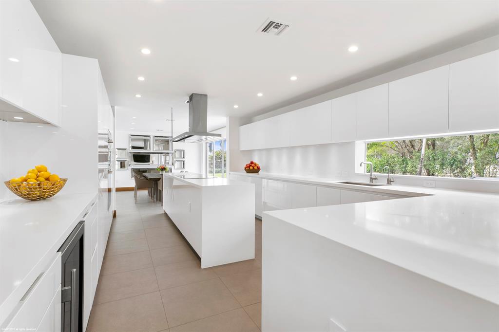 PALM BEACH POINT - Residential