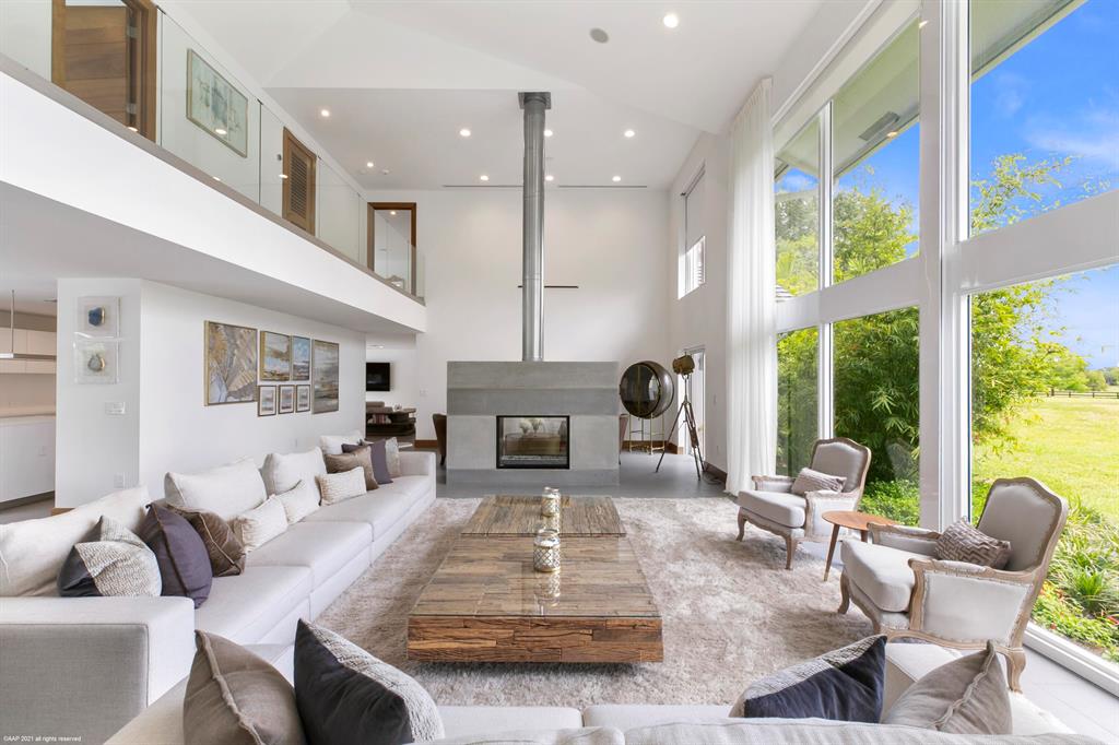 PALM BEACH POINT - Residential