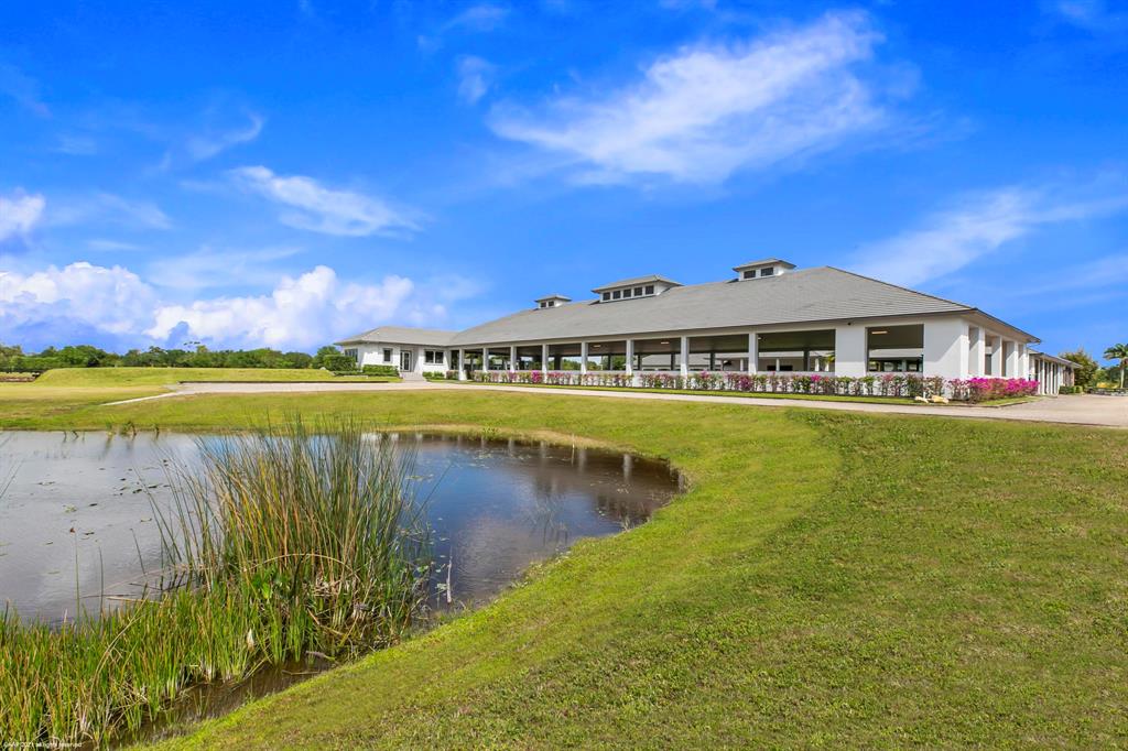 PALM BEACH POINT - Residential