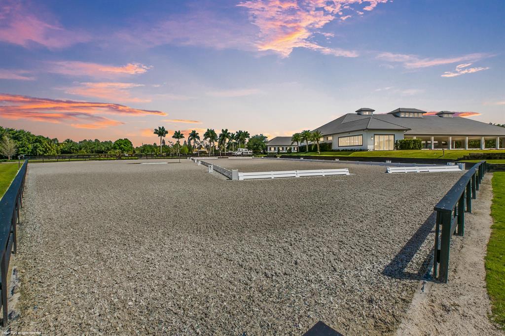 PALM BEACH POINT - Residential