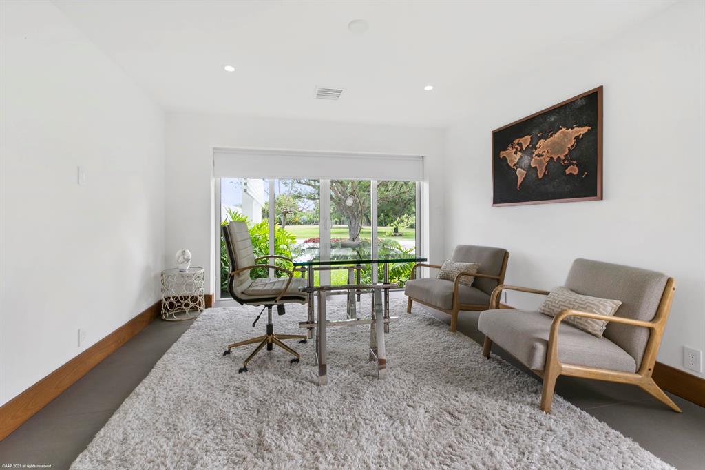 PALM BEACH POINT - Residential