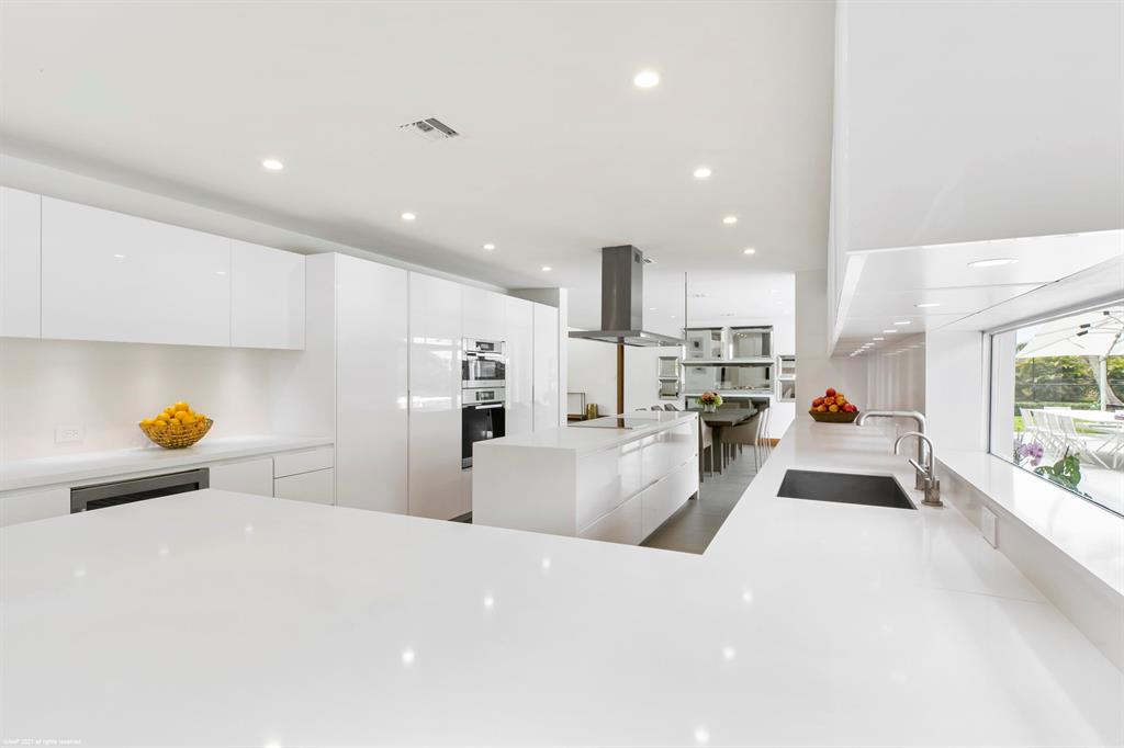 PALM BEACH POINT - Residential