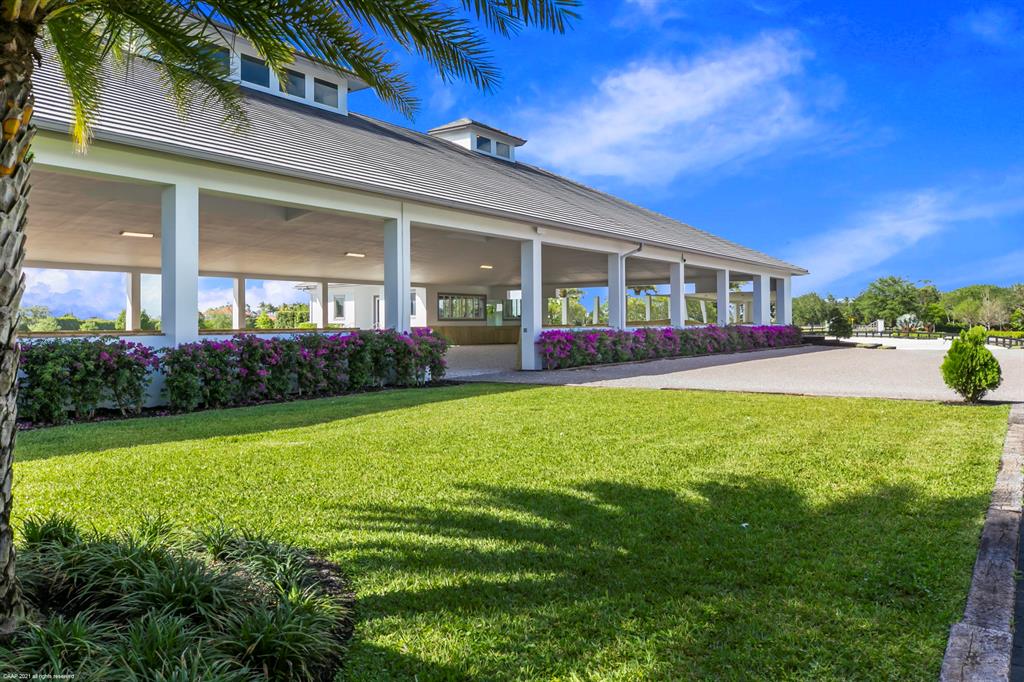 PALM BEACH POINT - Residential