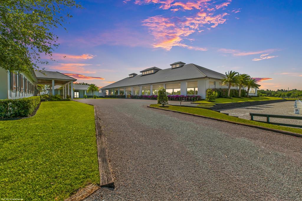 PALM BEACH POINT - Residential