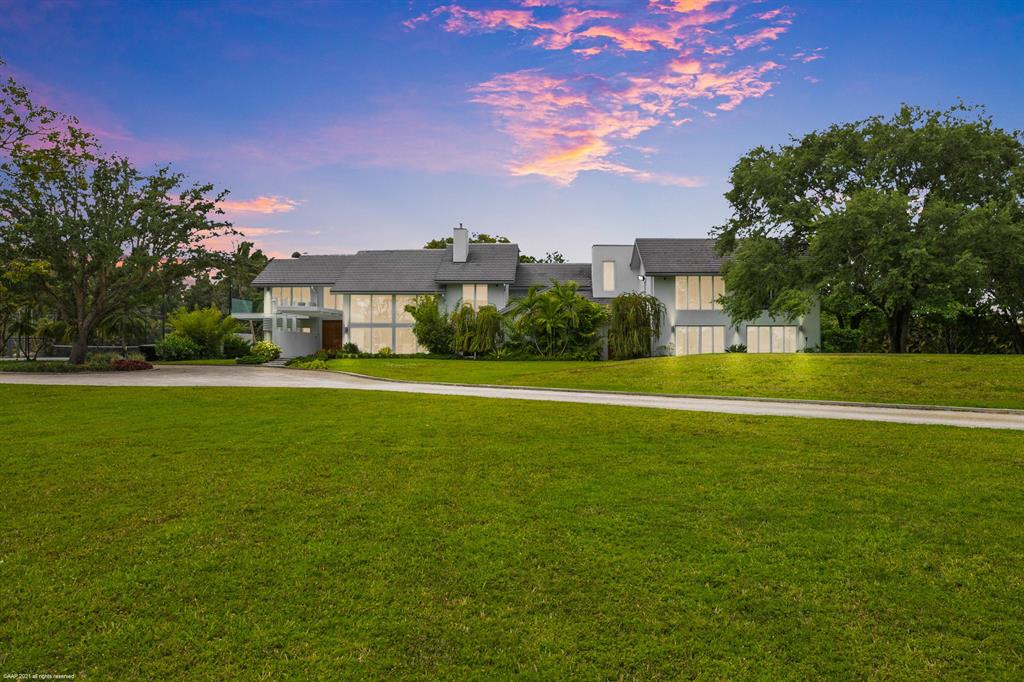 PALM BEACH POINT - Residential