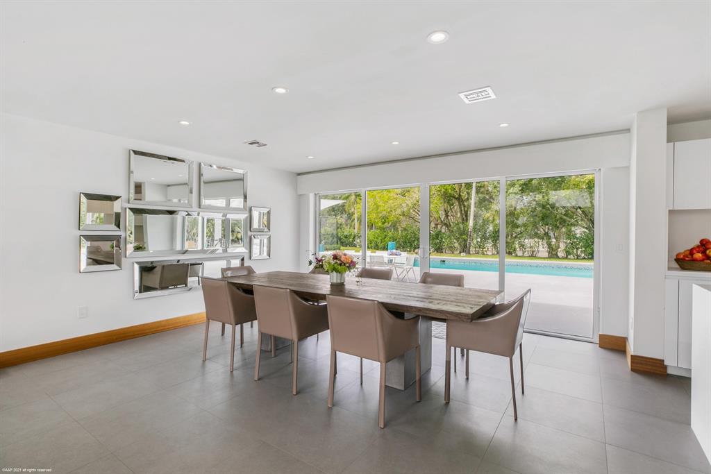 PALM BEACH POINT - Residential