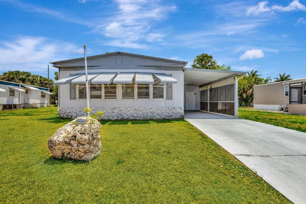 Photo of 4072 74th Street N #395, Riviera Beach, FL 33404 (MLS # R11155835)