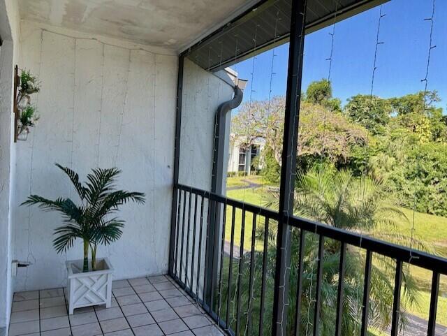 PALM CLUB VILLAGE I-#1 & I-#2 COND - Residential Lease