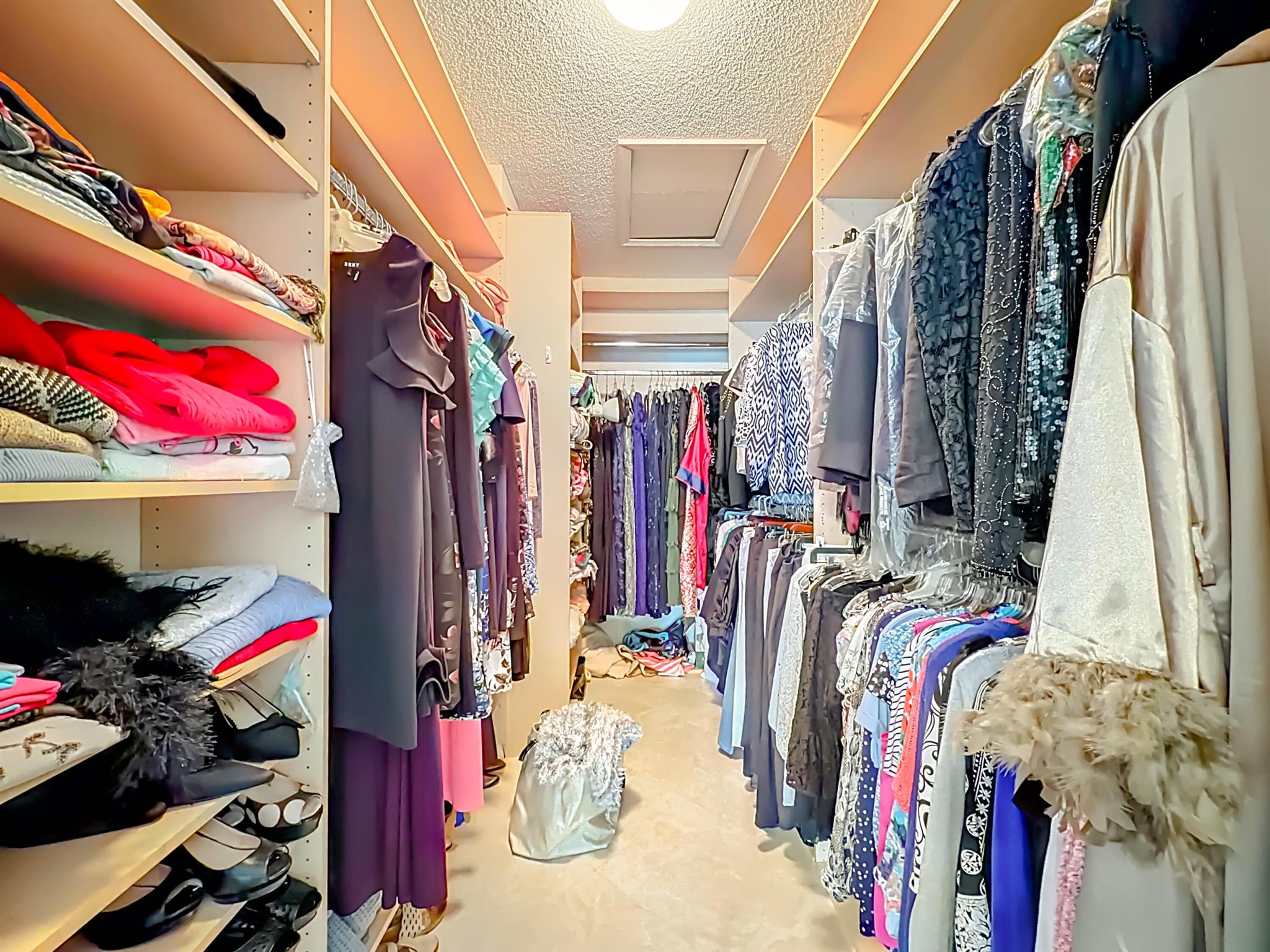 Floral Lakes - Residential