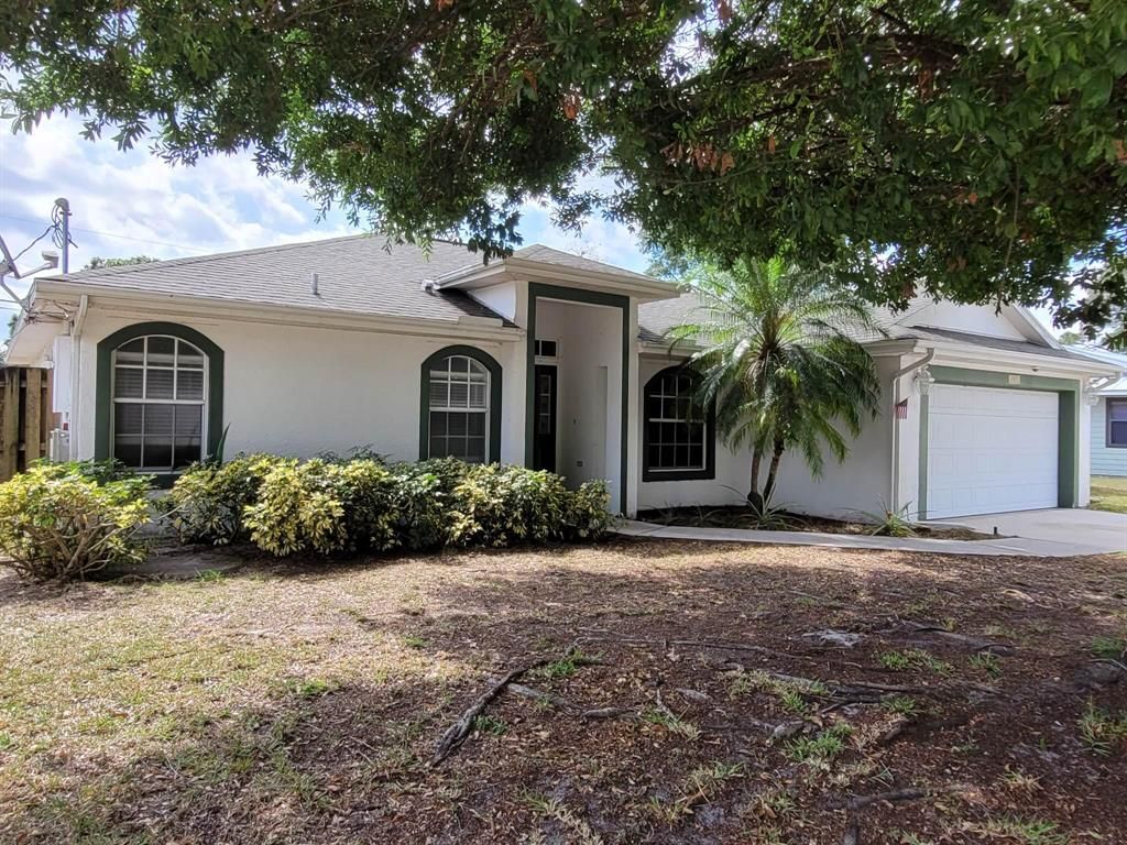 Photo of 1971 SW Hickock Terrace, Port St Lucie, FL 34953 (MLS # R10877590)