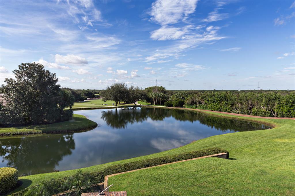 JUPITER HILLS VILLAGE II CONDO - Residential