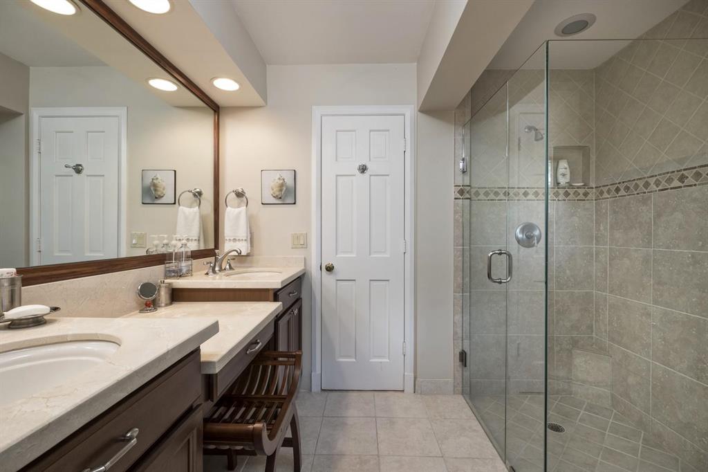 JUPITER HILLS VILLAGE II CONDO - Residential