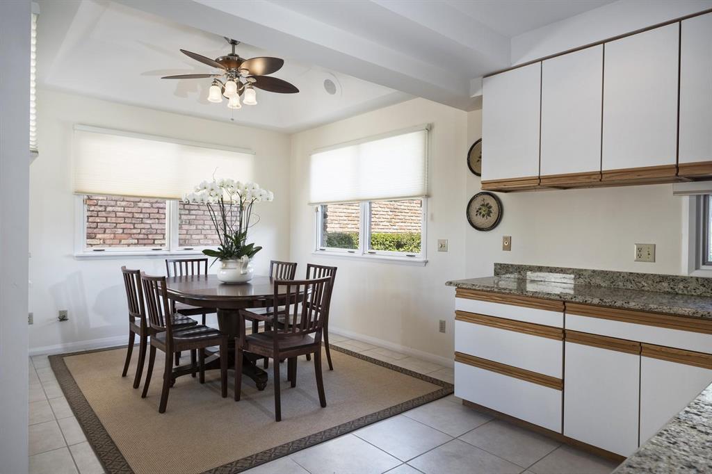 JUPITER HILLS VILLAGE II CONDO - Residential