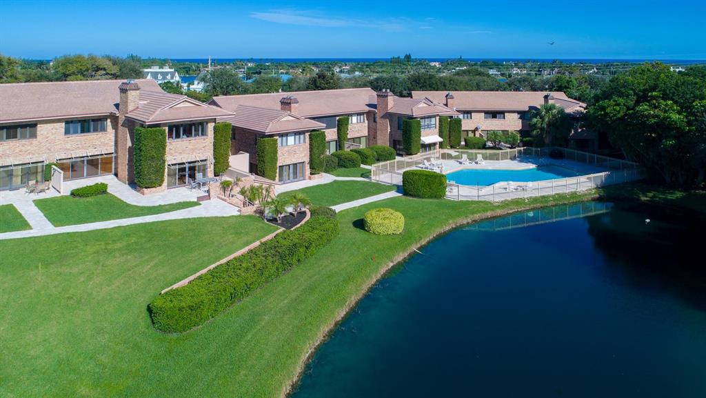 JUPITER HILLS VILLAGE II CONDO - Residential