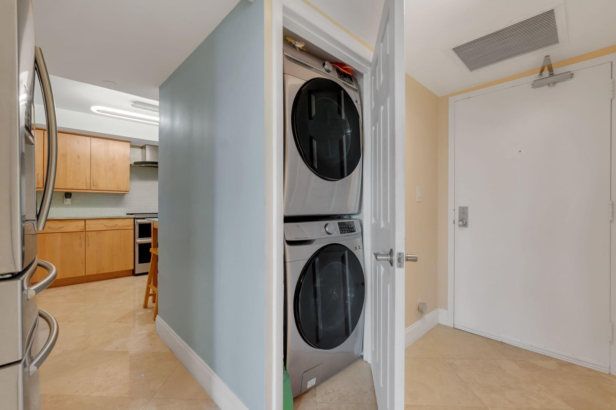 Tower at Port Royale - Residential