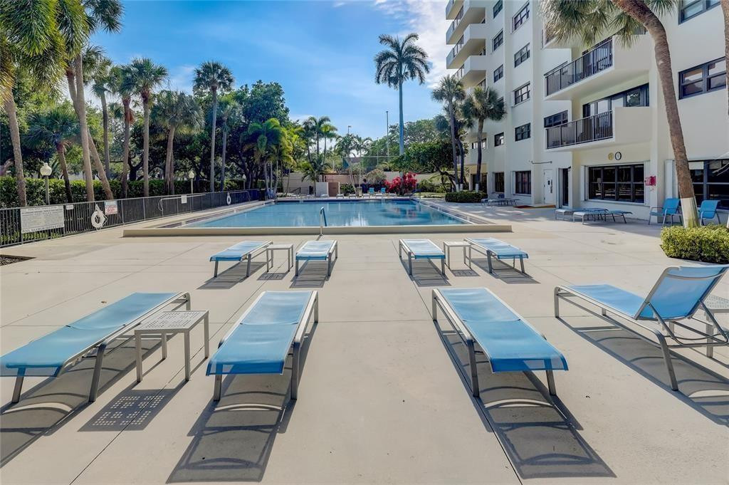 Tower at Port Royale - Residential