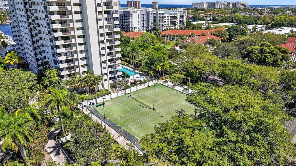 Tower at Port Royale - Residential