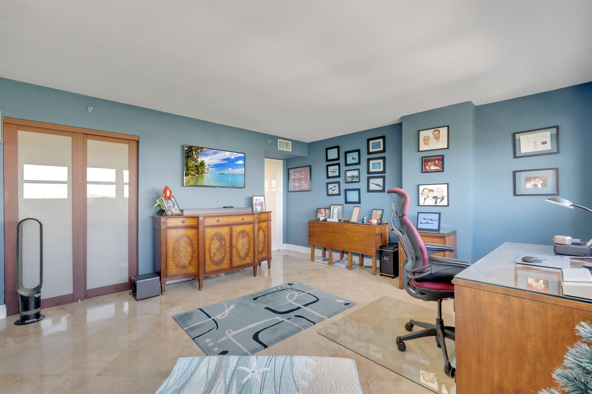 Tower at Port Royale - Residential