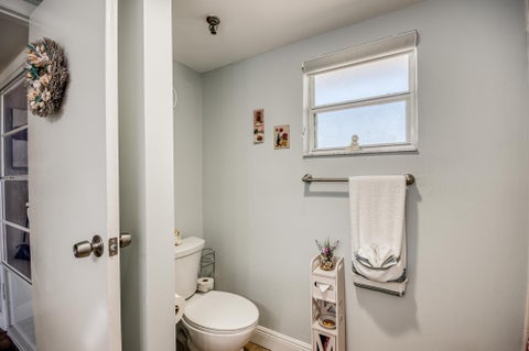 Tiny photo for 3465 Via Poinciana #606, Lake Worth, FL 33467 (MLS # B26089915)