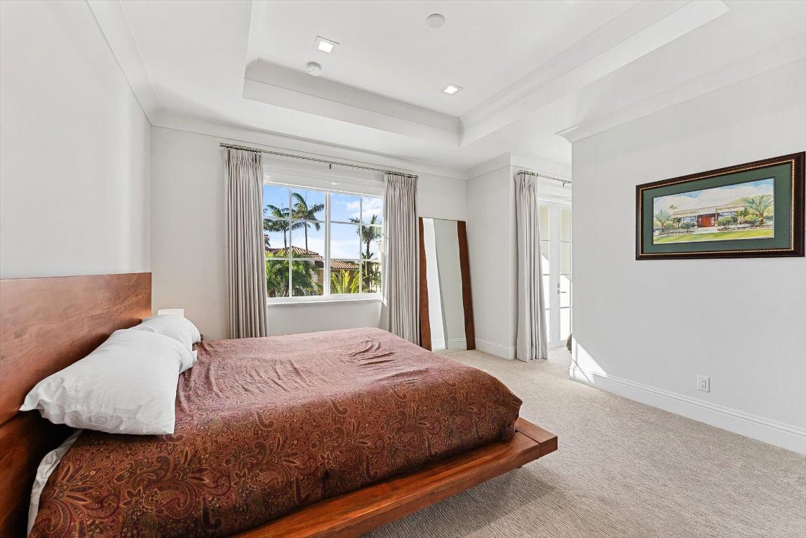 BOCA HARBOUR ISLAND SEC IN - Residential