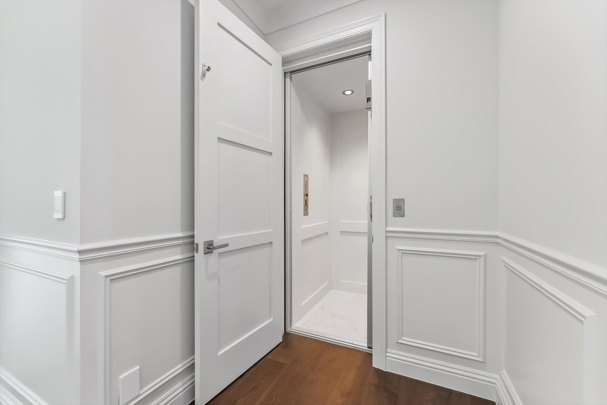 BOCA HARBOUR ISLAND SEC I - Residential