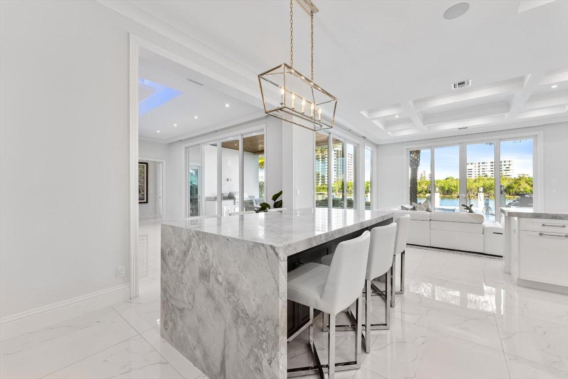 BOCA HARBOUR ISLAND SEC IN - Residential