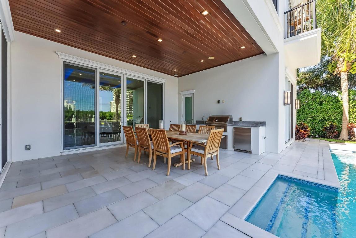 BOCA HARBOUR ISLAND SEC IN - Residential