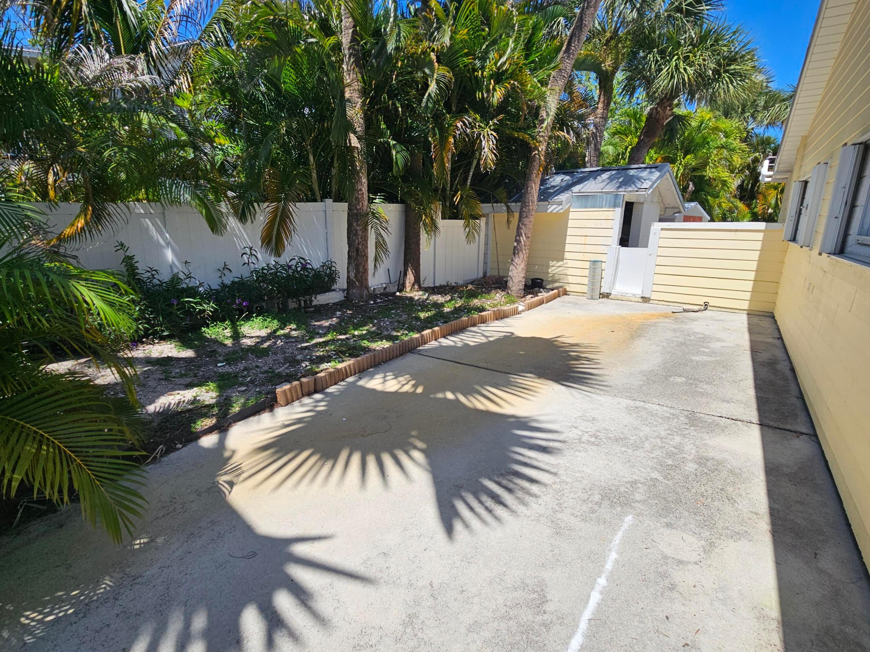 1906 S Ocean Drive