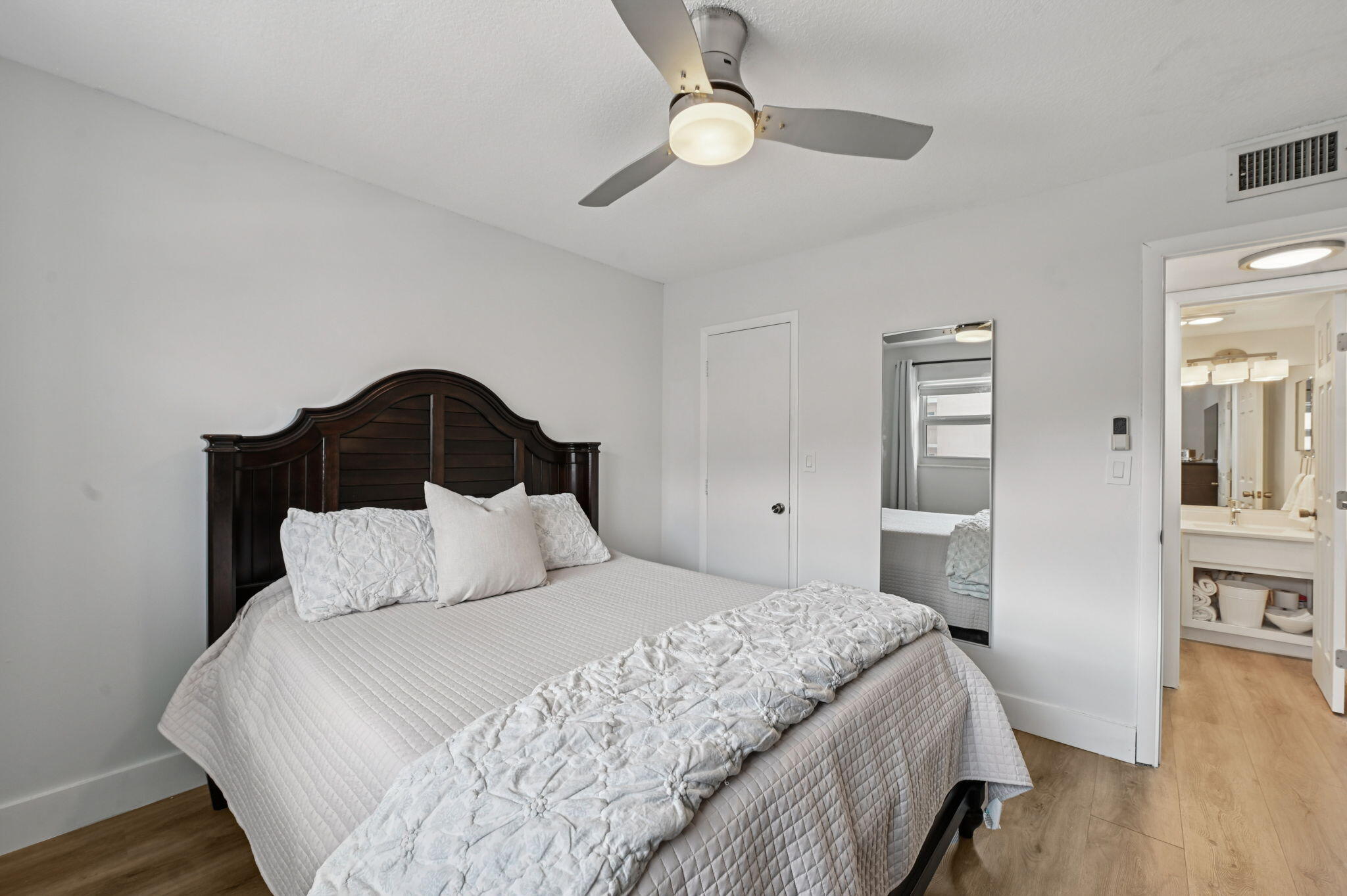 NORTH LEISURE GARDENS CON - Residential