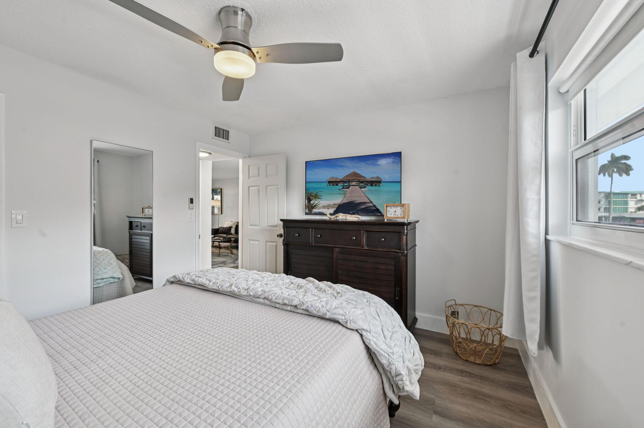 NORTH LEISURE GARDENS CON - Residential