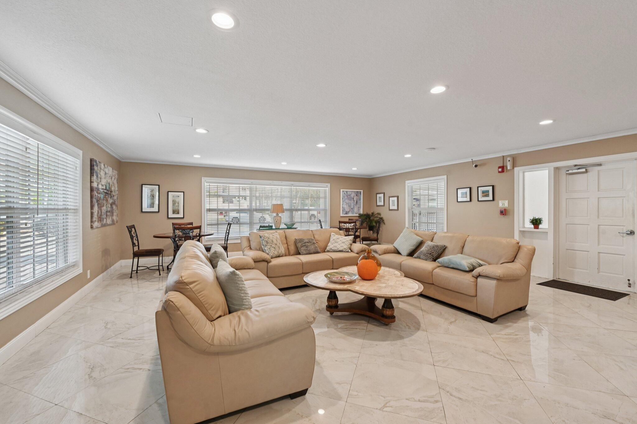 NORTH LEISURE GARDENS CON - Residential