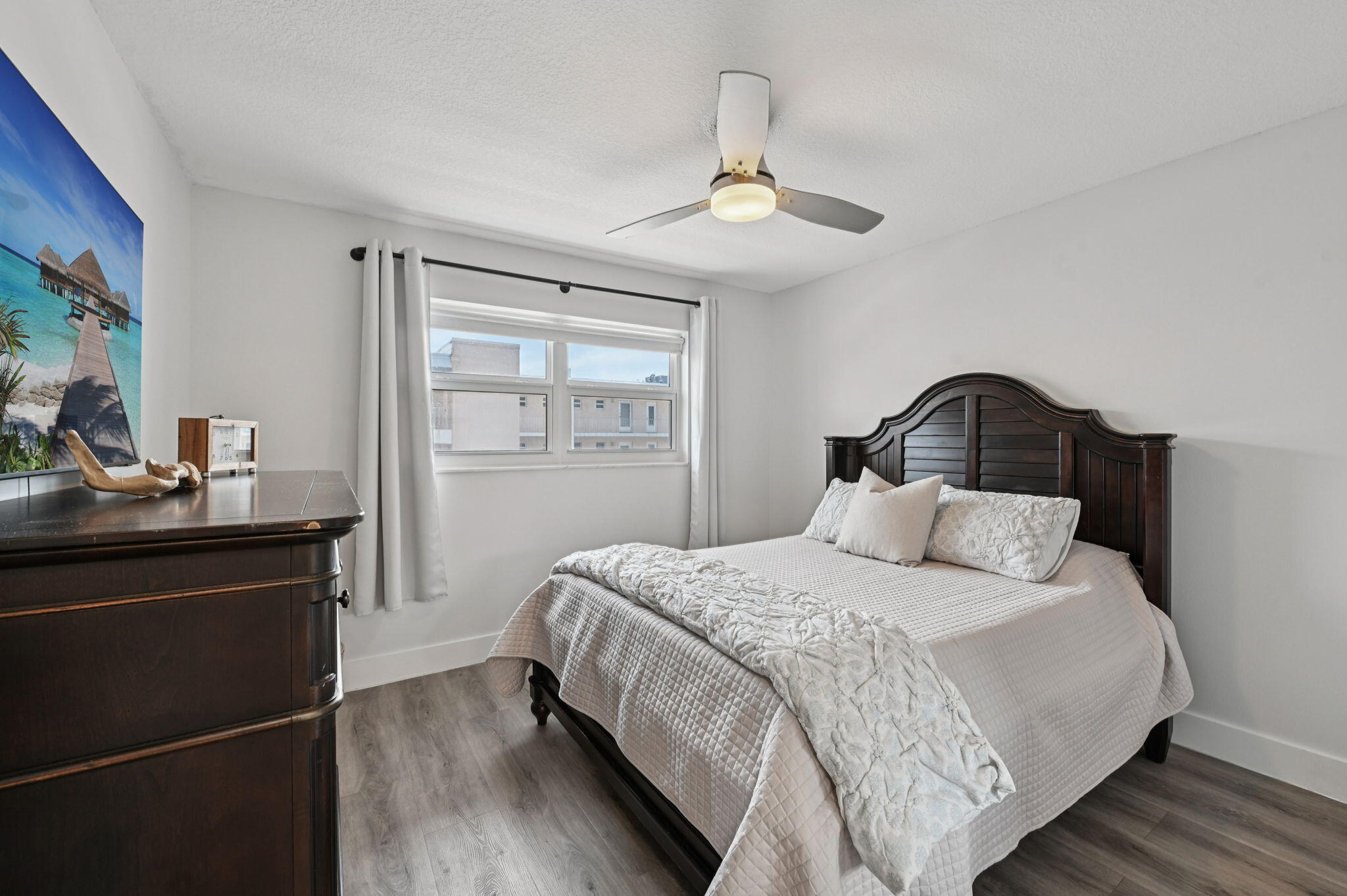 NORTH LEISURE GARDENS CON - Residential