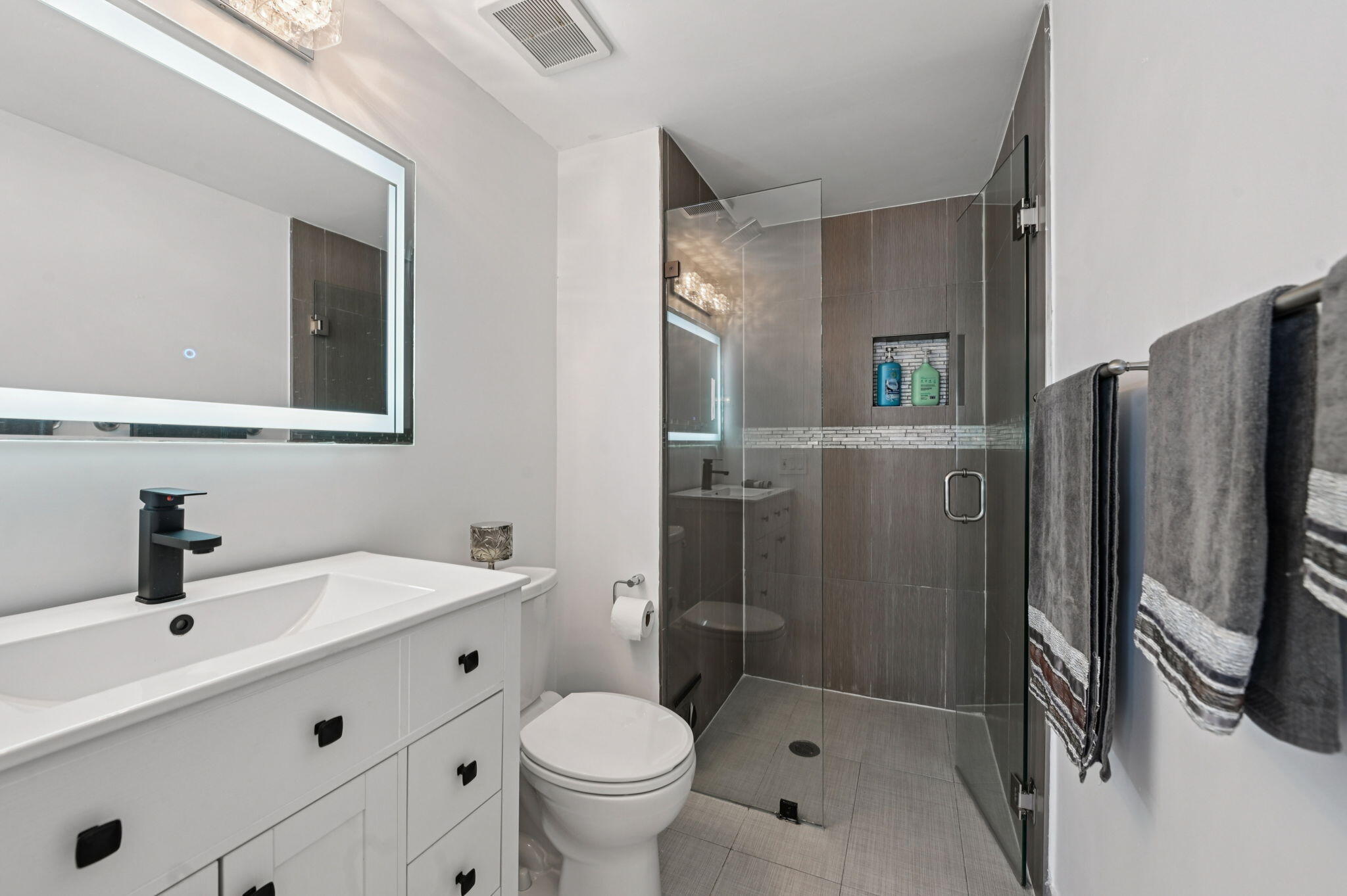 NORTH LEISURE GARDENS CON - Residential