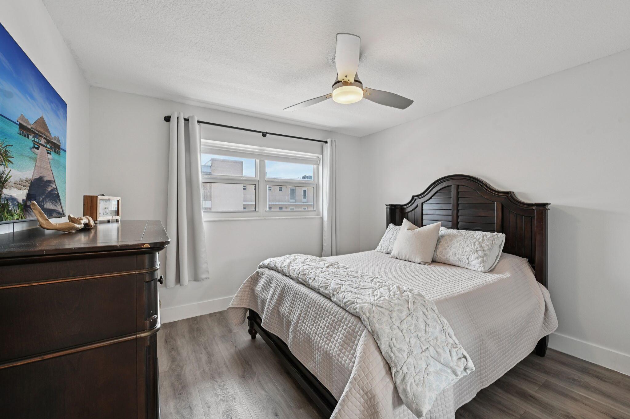 NORTH LEISURE GARDENS CON - Residential