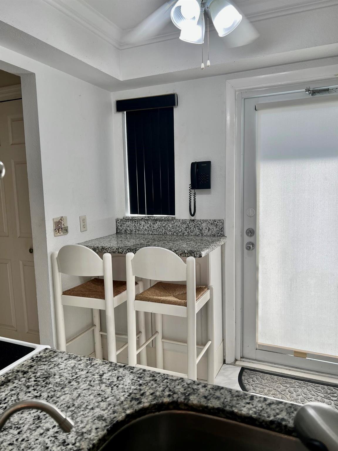 VILLAGE ROYALE CONDO 3 - Residential