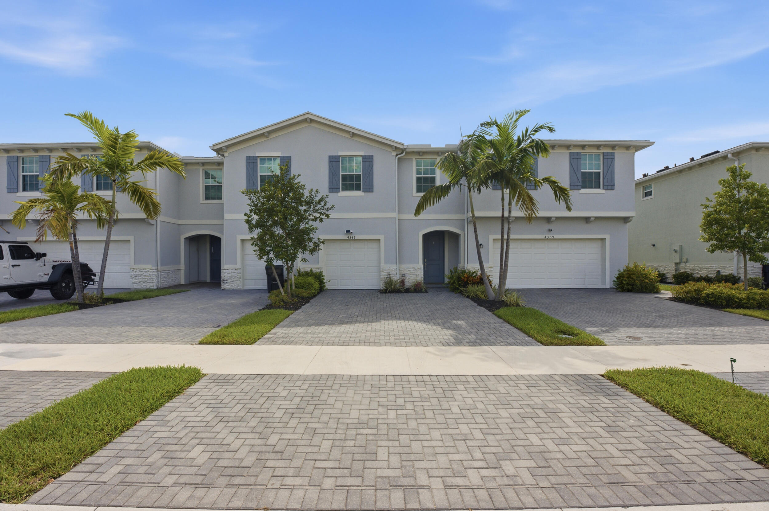 4341 POND LILY Lane