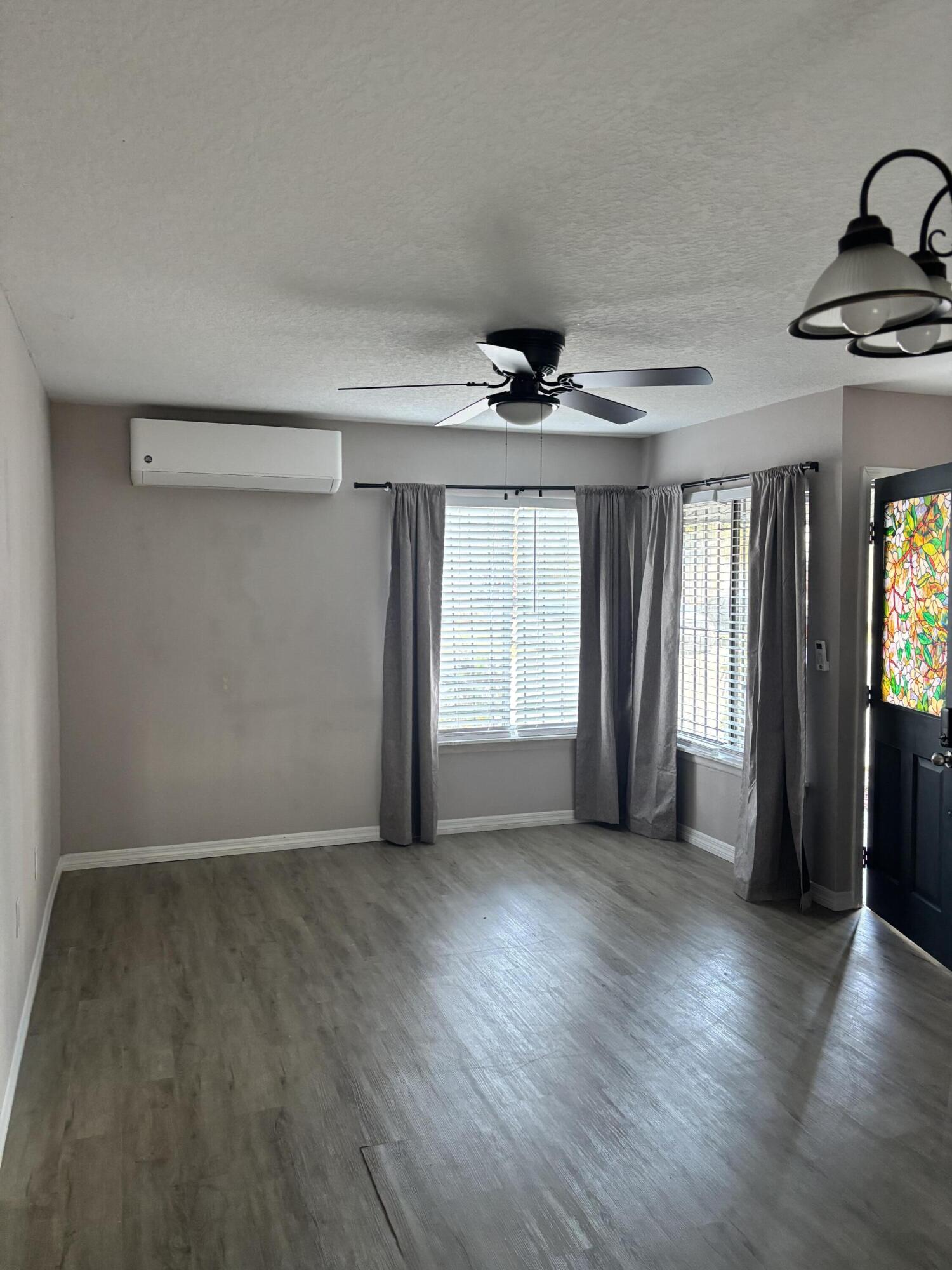 Tymber Skan on the Lake - Residential