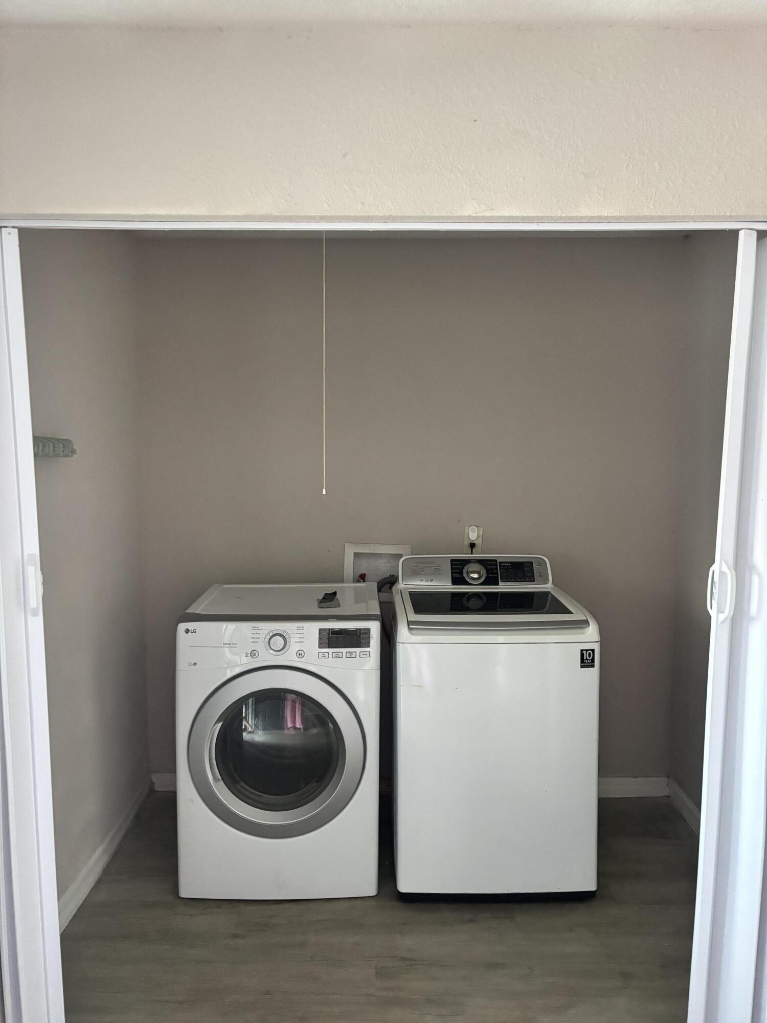 Tymber Skan on the Lake - Residential