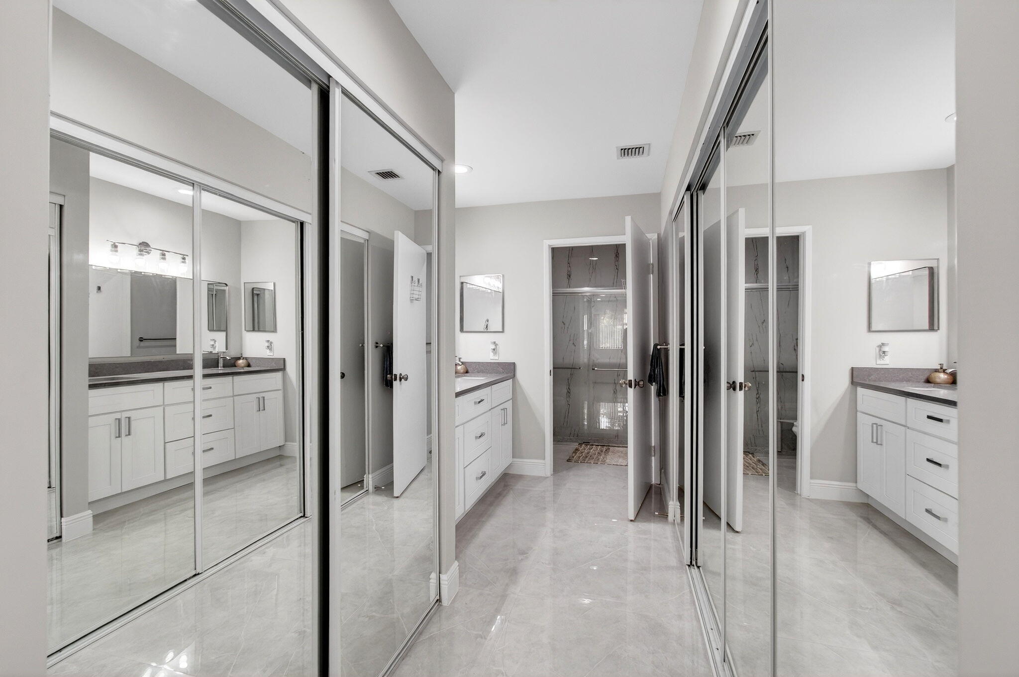 HUNTINGTON POINTE - Residential