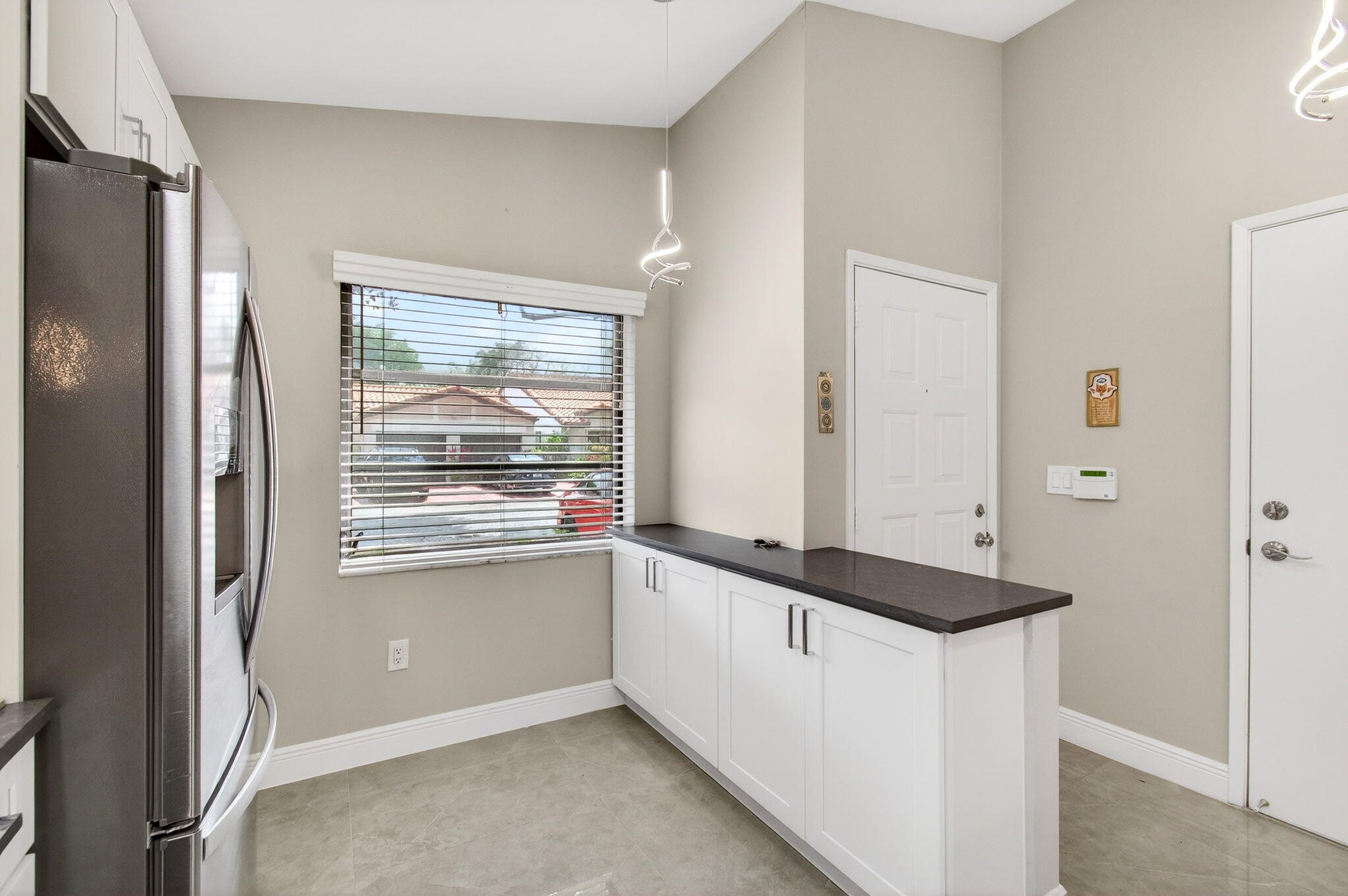 HUNTINGTON POINTE - Residential